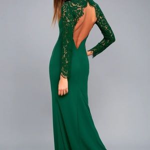 FOREST GREEN LACE MAXI DRESS